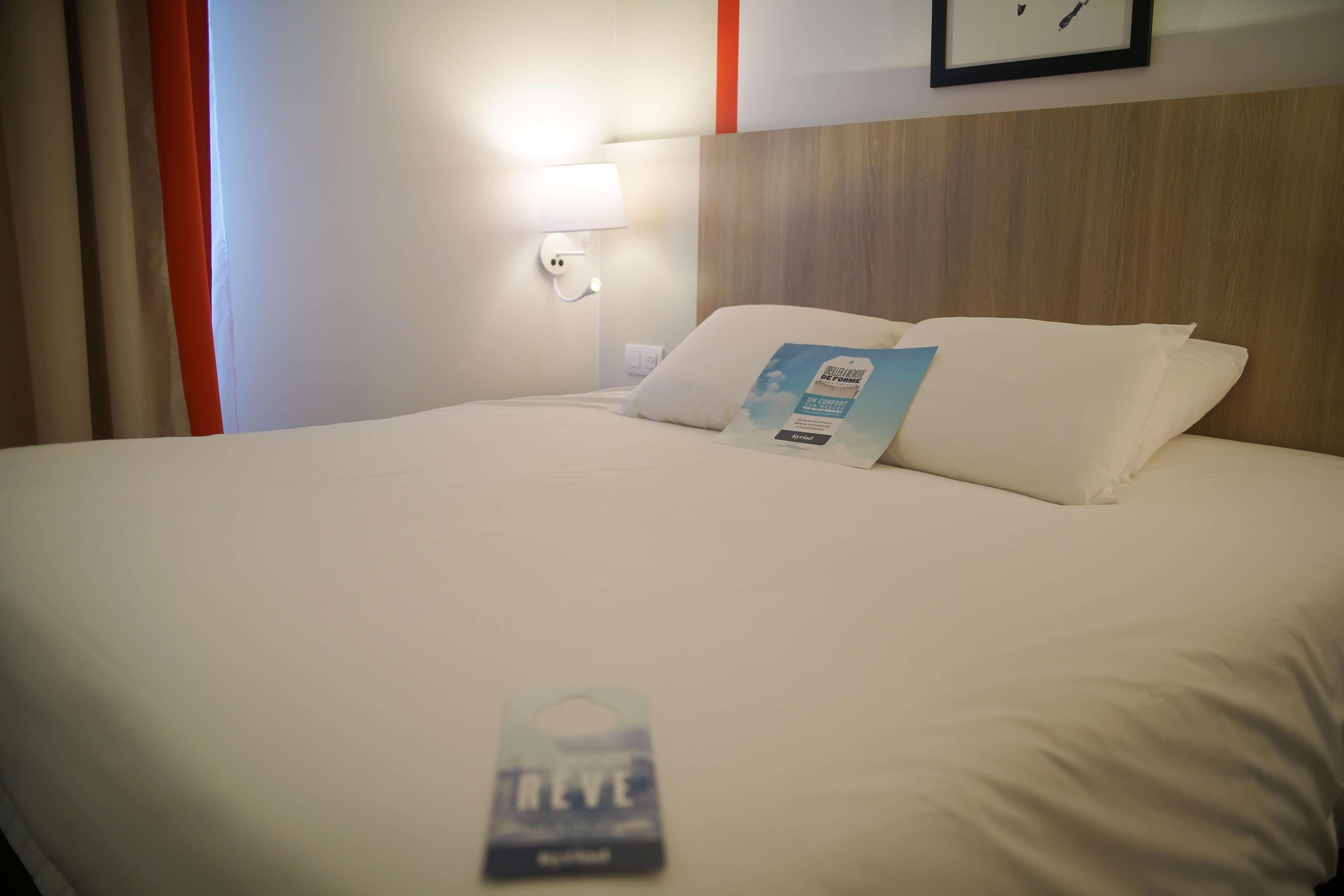 Kyriad Hotel La Fleche Ngoại thất bức ảnh