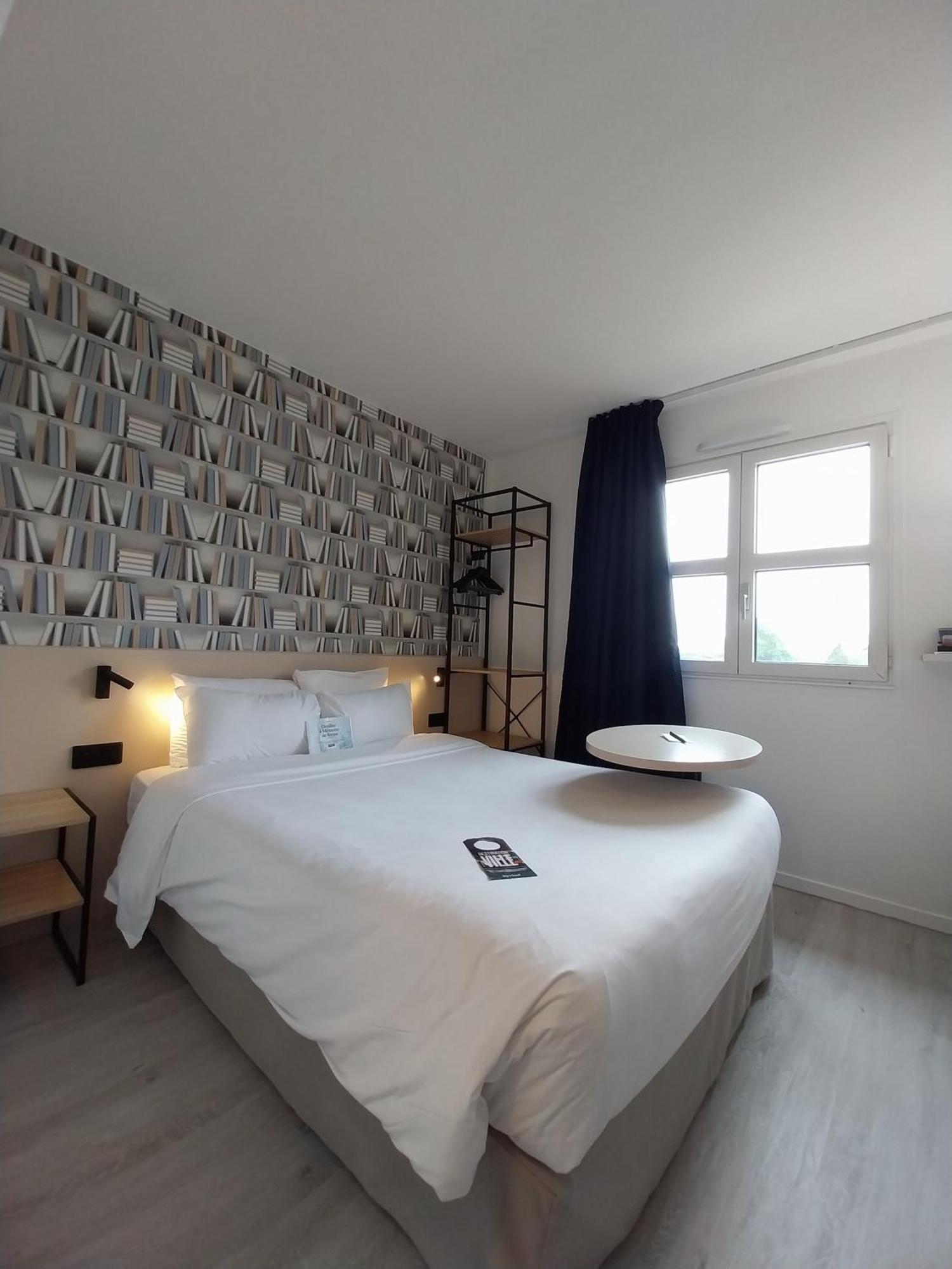 Kyriad Hotel La Fleche Ngoại thất bức ảnh